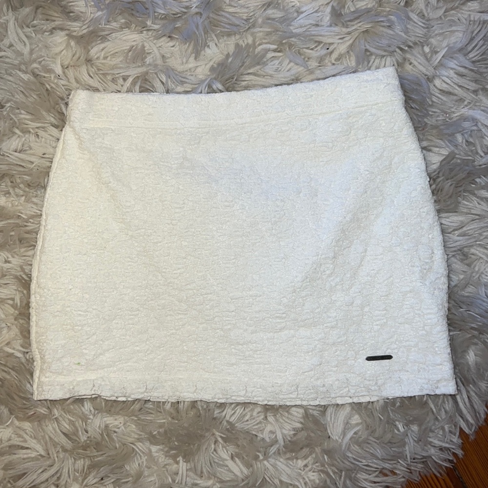 ABERCROMBIE & FITCH WHITE LACE FLORAL SKIRT. Sz.M